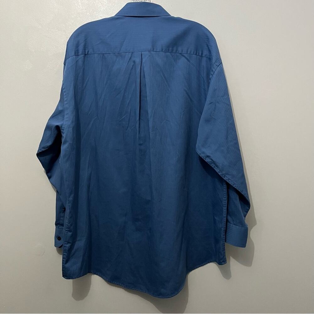 Croft & Barrow Herringbone Twill Weaved Button Down Dress Shirt | Men’s Size 17 - Picture 2 of 6